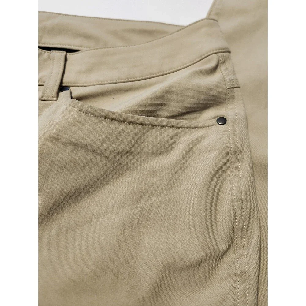 Lululemon Men’s 32x32 ABC Classic Fit 5 Pocket Warpstreme Tan Pants Stretch Fit